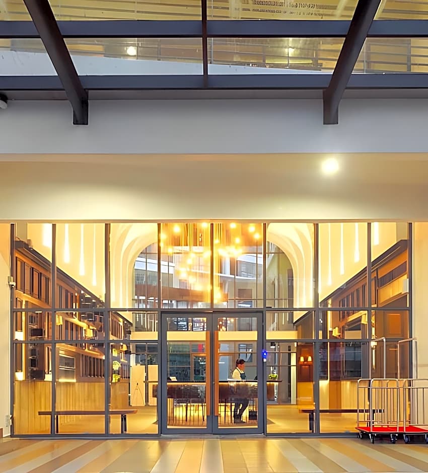 Bespoke Hotel Puchong