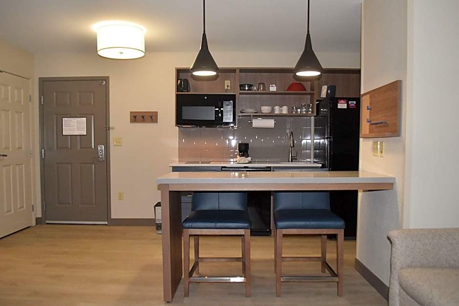Candlewood Suites Fayetteville By IHG