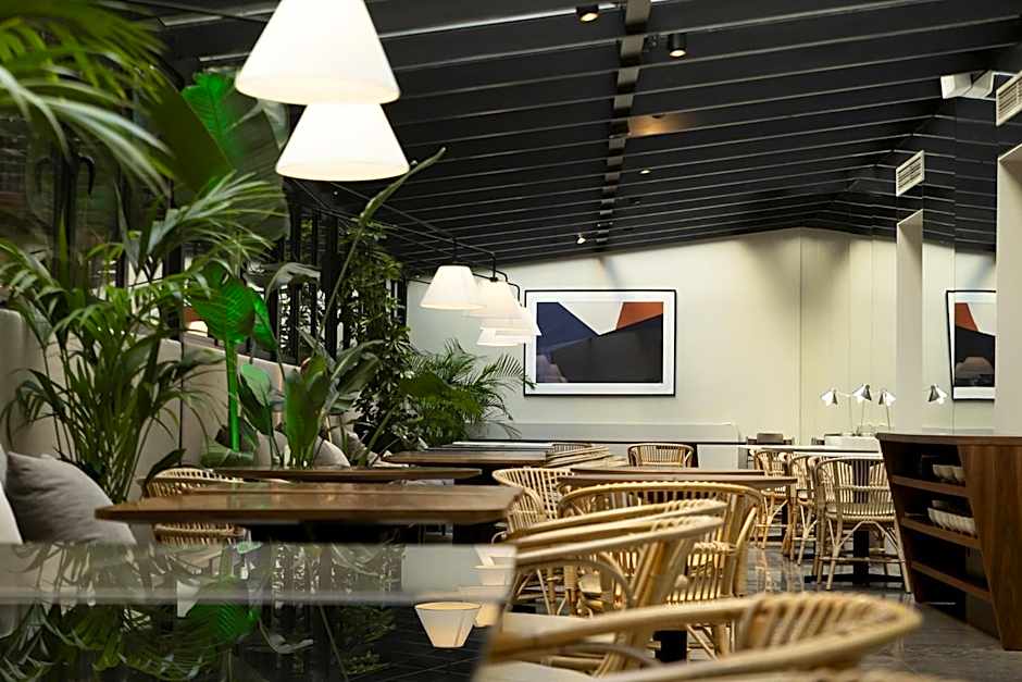 ICON Embassy by Petit Palace