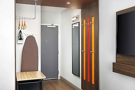 King Room - Hearing Access