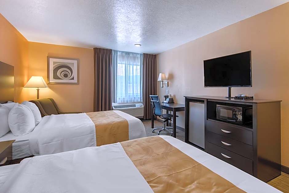 Quality Inn & Suites Albuquerque North near Balloon Fiesta Park