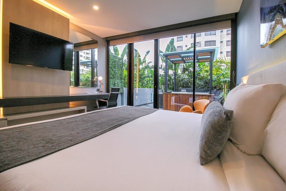 QUARTZ HOTEL & SPA