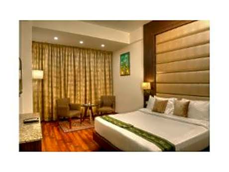 Day Use - Double room - Non-Smoking 8 Hours Between 9:00 and 17:00 (8 hour use only)