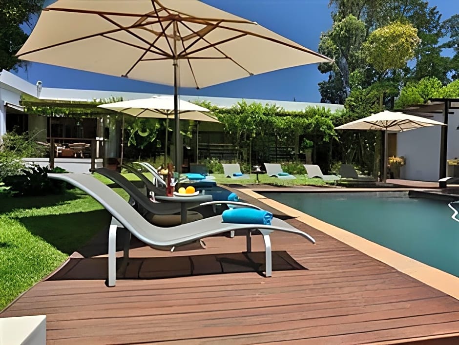 LAvenir Country Lodge