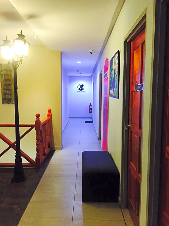 91 Street Boutique Inn