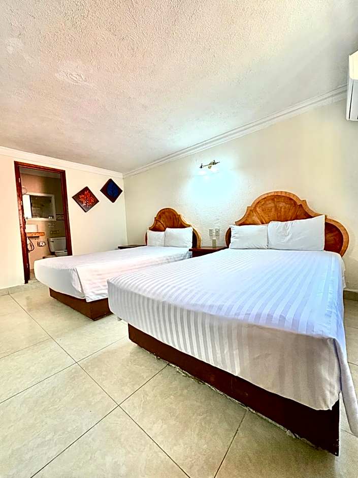 Suites Cancun Center