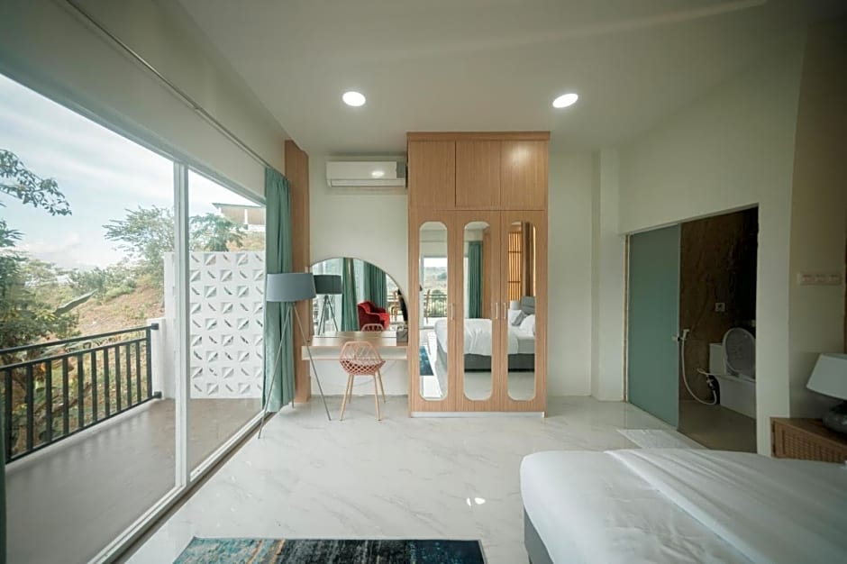 Hakata Lejja near Natural Hot spring