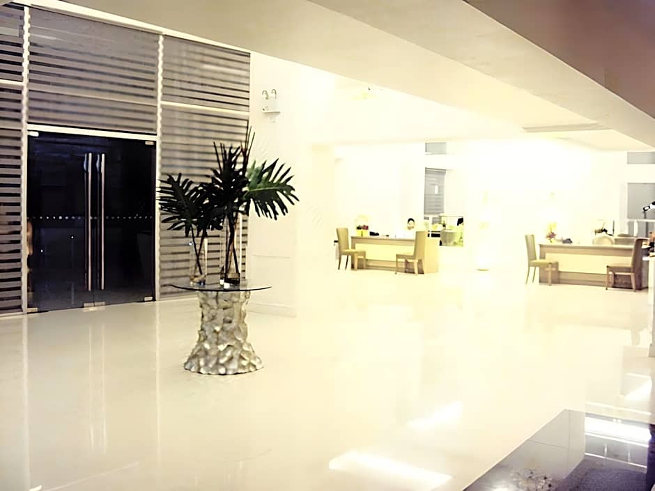 Hotel St. Ellis