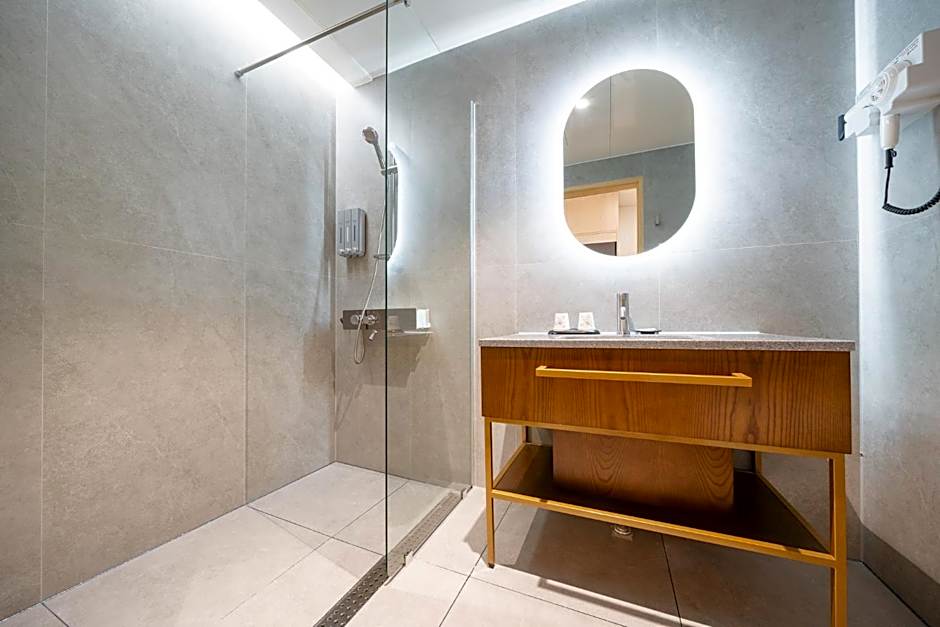 Hound Hotel Mokpo Peace Plaza