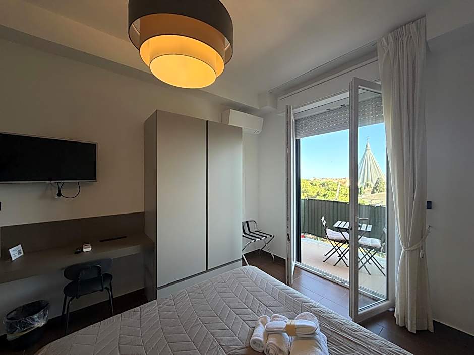 Panoramic Rooms