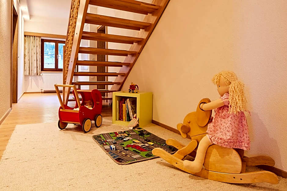 Tirolerhof - Appartementhaus