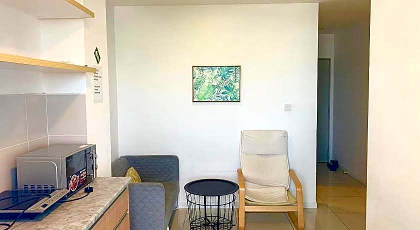 Sunset Seaview Vacation Condos @ Infinity Avenue