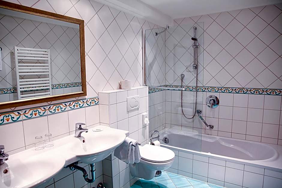 Gasthof Hotel Hauslwirt