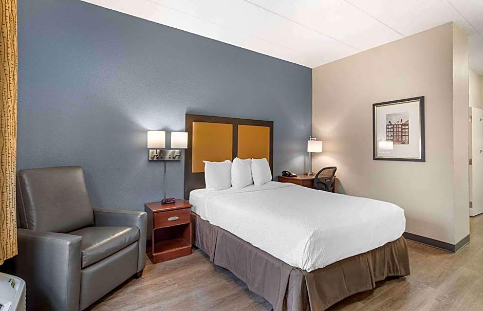 Extended Stay America Select Suites - Chicago - Lisle