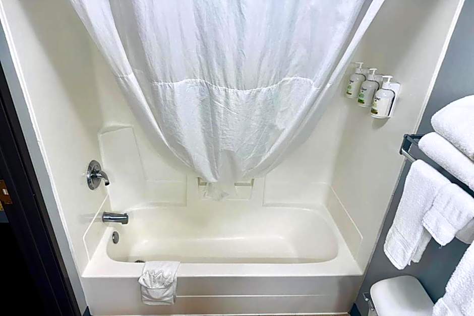 AmericInn by Wyndham Stillwater