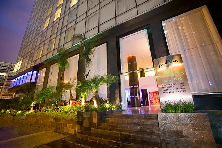 Radisson Hotel Decapolis Miraflores