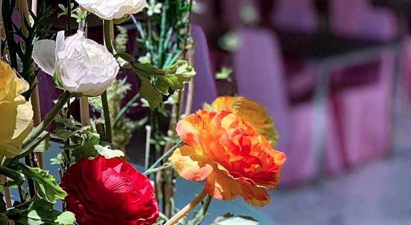 Ever Delightful Business Hotel