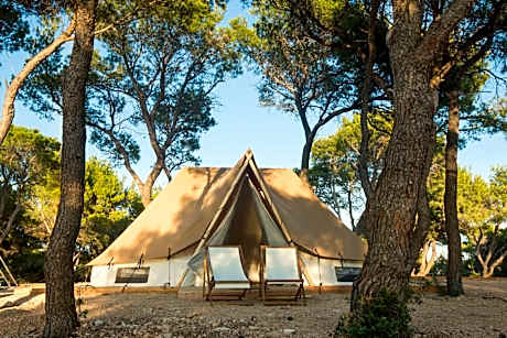 O-Tents by Obonjan Island Resort