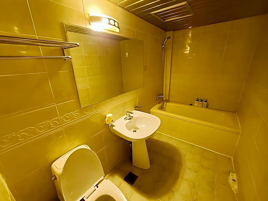 Goodstay Andong Park Hotel