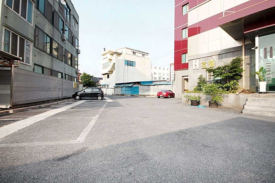 Jeongeup H