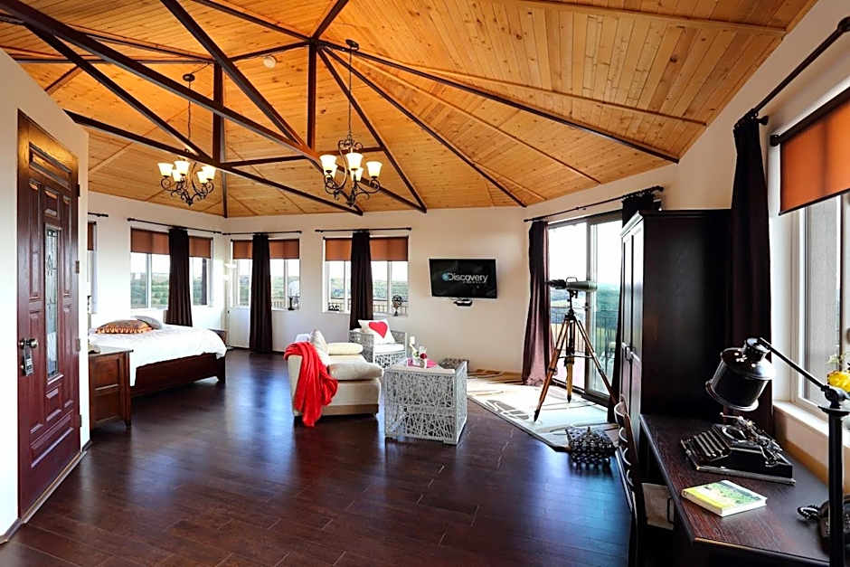 Seven Generations Winery Hotel