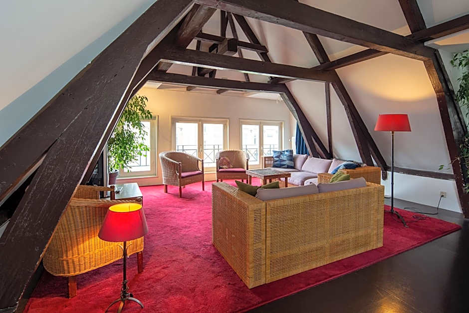 Amsterdam House Hotel