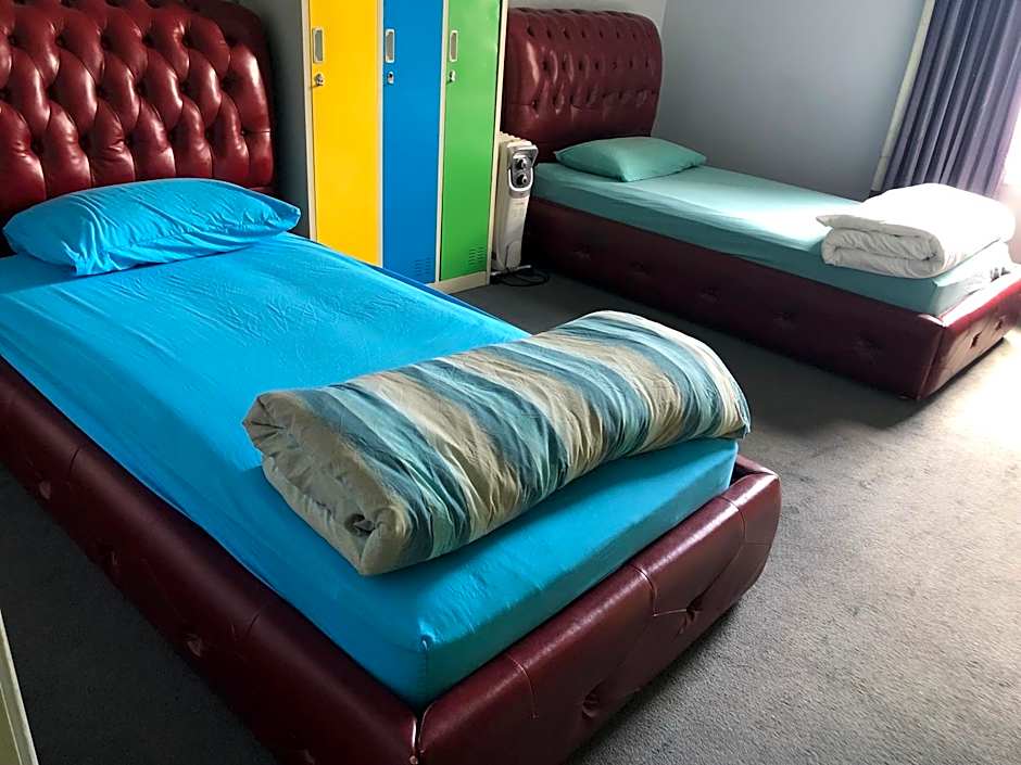 Backpackers Imperial Hotel