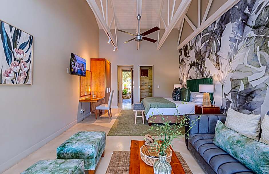 Ladybird Boutique Hotel at Kanonkop Operated by Touch Down Africa