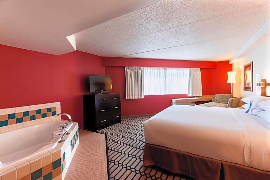 Delta Hotels by Marriott Fargo