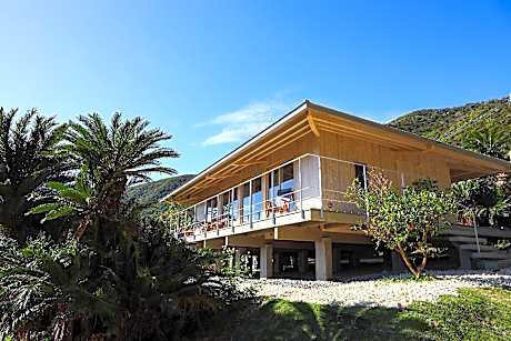 Boutique Art Museum U can stay -Ryukyu Villa-