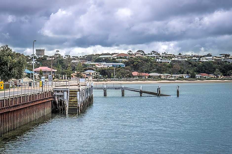 Port Vincent Motel & Apartments