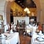 Hotel Virrey De Mendoza