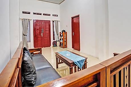 OYO LIFE 92034 Jay Homestay Syariah