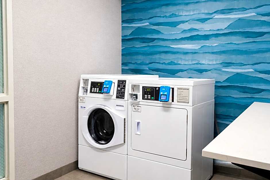 Hampton Inn & Suites Chicago/St. Charles