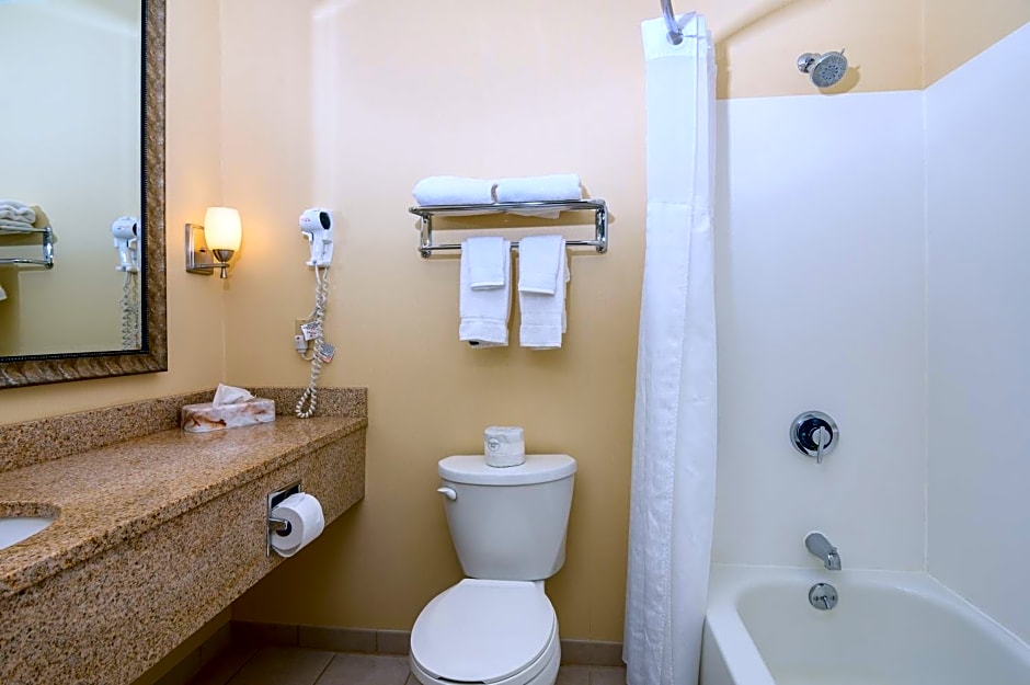 Hotel 44 North Freeport Brunswick