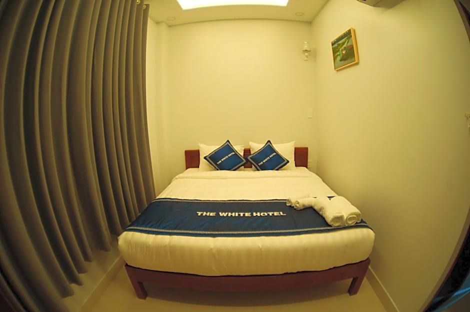 The white guest house