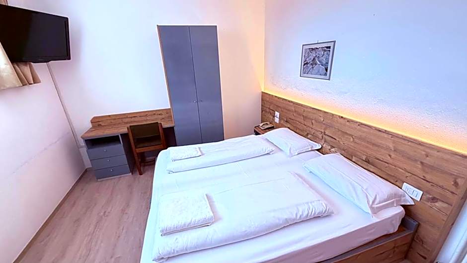 Hotel Regina Delle Dolomiti