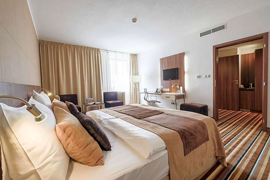 Business Hotel Astrum Laus