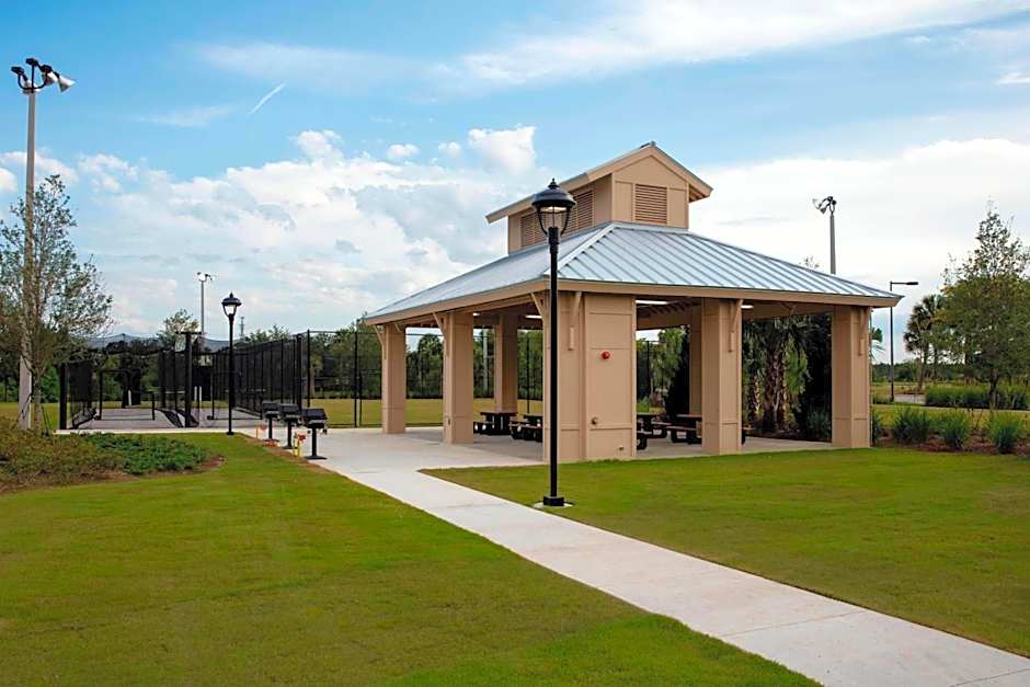 SpringHill Suites by Marriott Orlando at FLAMINGO CROSSINGS Town