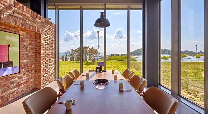 Ananti at Busan Village