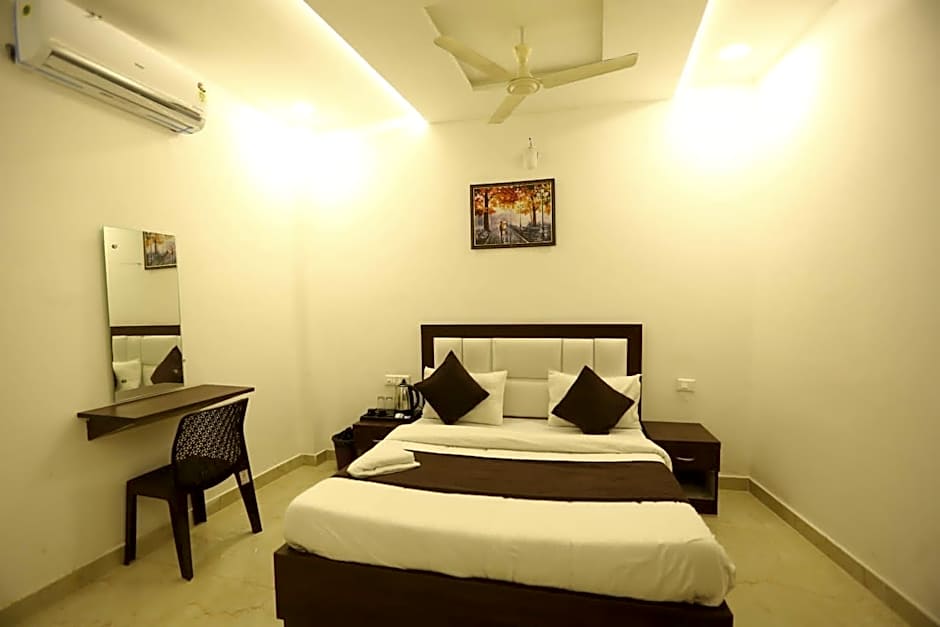 Hotel Yuvan Palace – Agra, NC