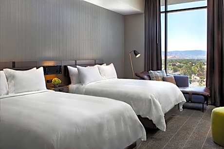 Deluxe Queen Room with Two Queen Beds