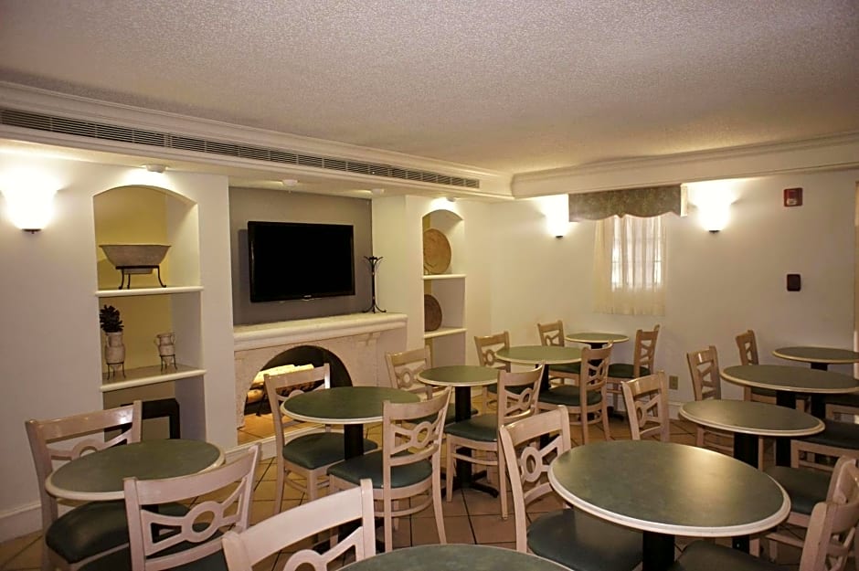 La Quinta Inn by Wyndham Pensacola