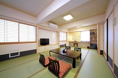 Japanese-Style Deluxe Room - Non-Smoking