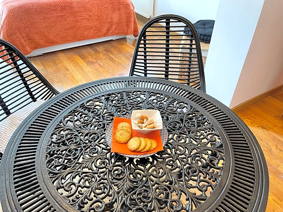 Belle Chambre Double ORANGE Tout Bonnement Bien