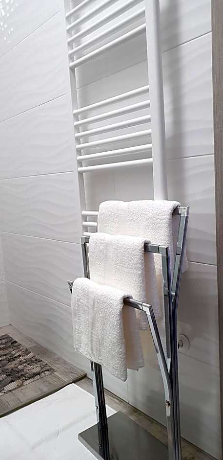 KE-TO Zagreb Airport Rooms