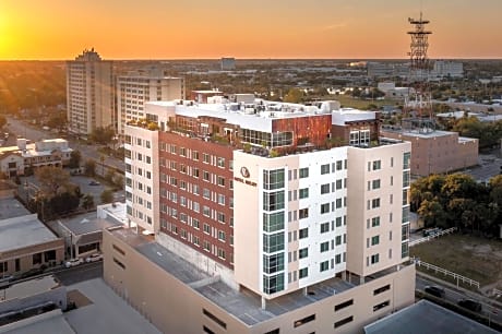 Hotel Melby Downtown Melbourne Tapestry Collection By Hilton
