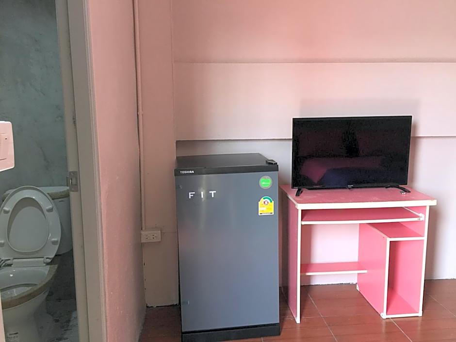 SMILE HOME GUESTHOUSE