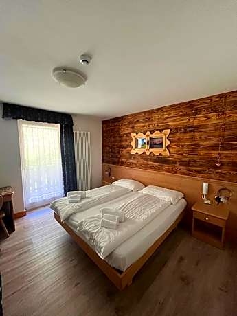 Quadruple Room with Balcony