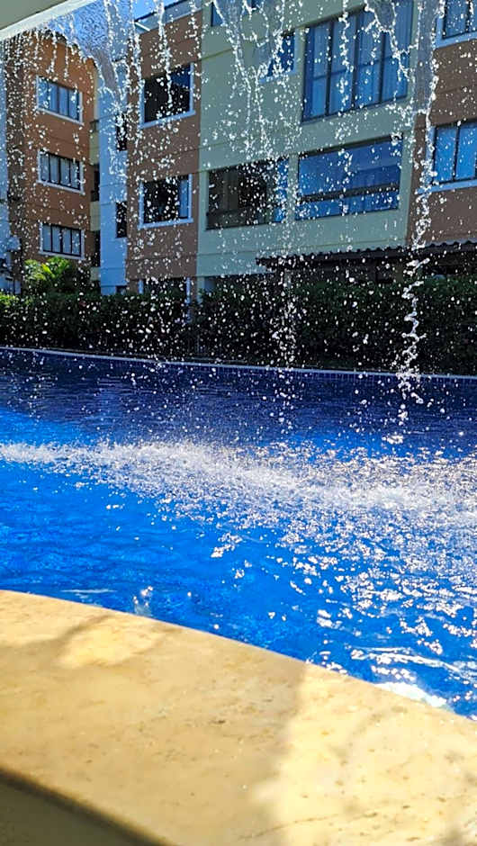 Apartamento espetacular na MELHOR praia da Bahia, GUARAJUBA é uma das únicas praias com selo azul do Brasil -Luxo, lazer, diversão e tranquilidade! Projetado para que você tenha a melhor experiência em hospedagem - Condominio tipo resort, o mais procurado